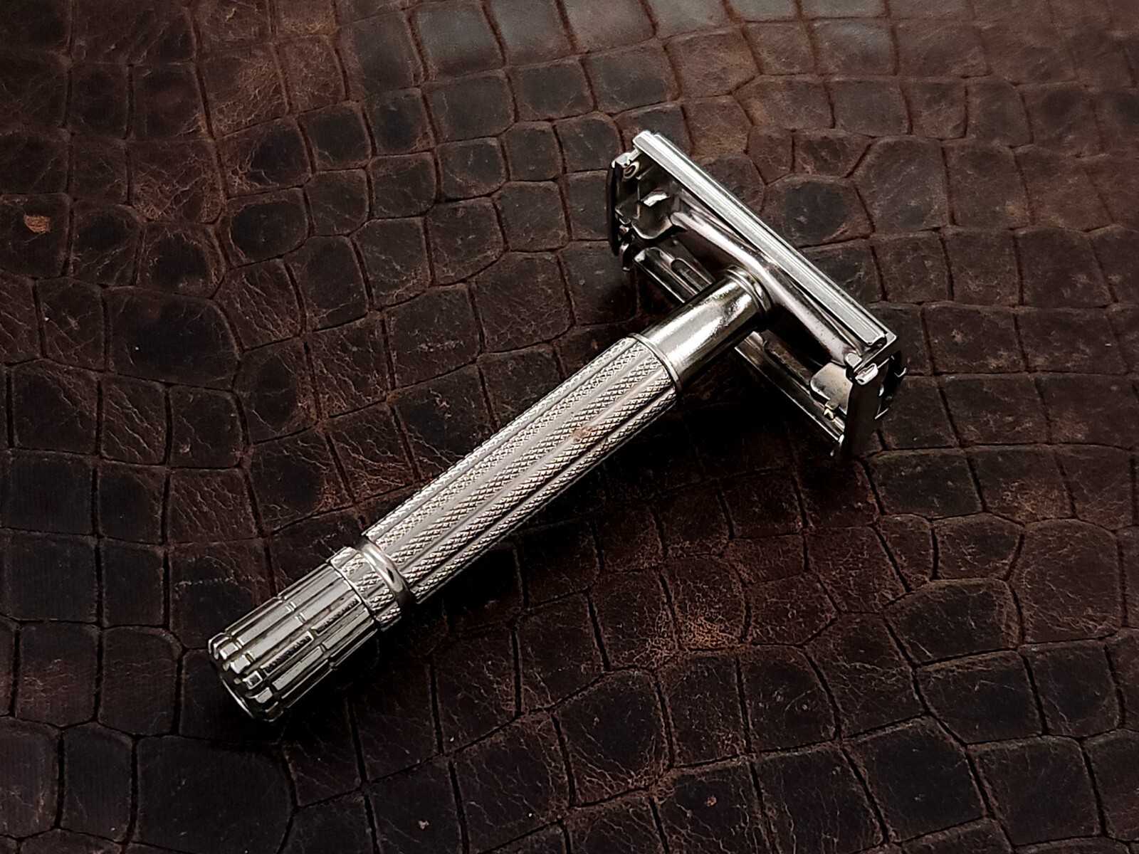 Gillette TV Special Flare Tip Super Speed  Double Edge Safety Razor - D2 1958