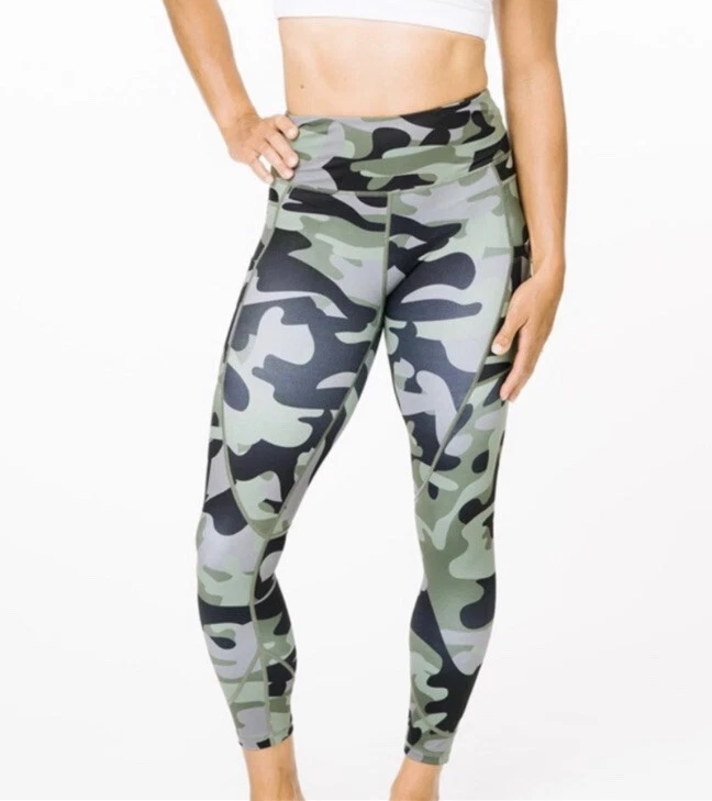 ZYIA Active Green Camo Light n Tight Leggings Size 12-14