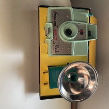 Imperial MARK Xll Green 620 Flash Camera w/ with box