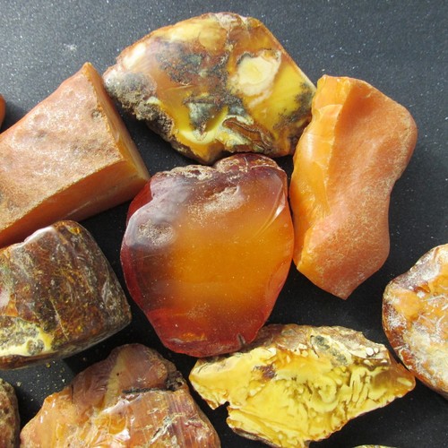 Natural Antique Baltic Amber Stones 270g. - Picture 3 of 12