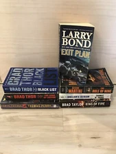 Lot of 7 Mix Brad Thor-Brad Taylor-Thomas Perry-Thomas Young-Steve Martini