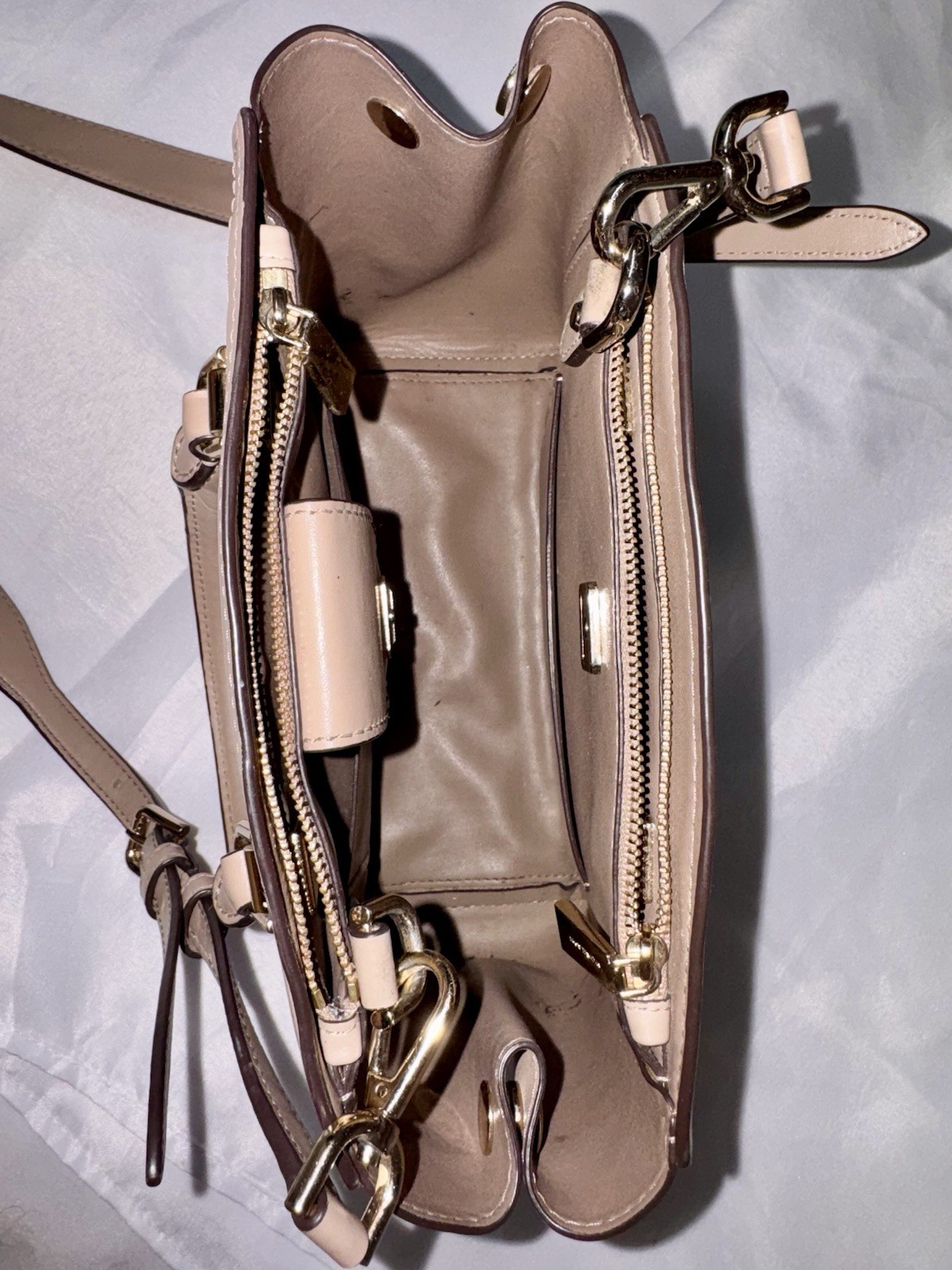 Michael  Kors Benning Medium Leather Satchel Tan thumbnail 9