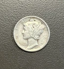 1942 - 10C Mercury Dime / 90% Silver Coin.