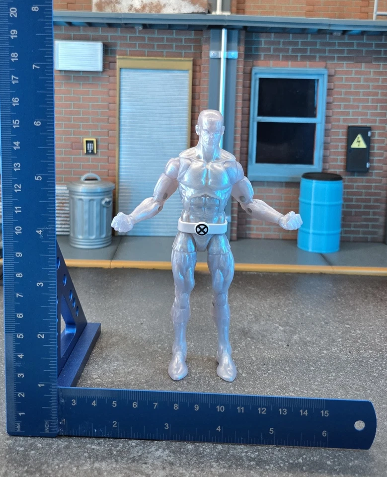 Figura de acción retro Marvel Legends X-Men Iceman 6" excelente estado Foto 4 de 4