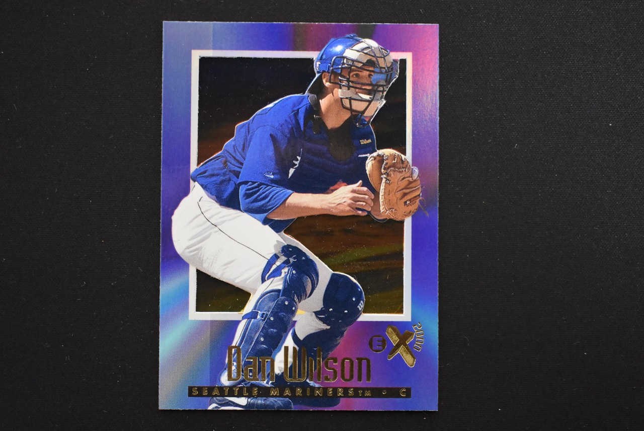 Dan Wilson 1997 SkyBox E-X 2000 #44 Seattle Mariners