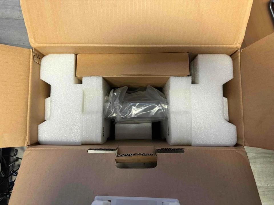 NEW Planar PT1510MX Black 15" Touchscreen 1024 x 768 - Image 3 of 4