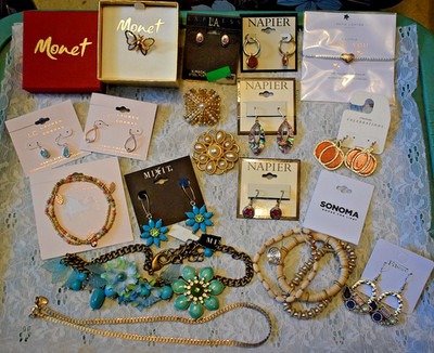 17 Designer Piece's necklace earing pin Estate Jewelry Box Find! most in org pkg