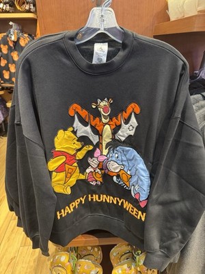 Disney Parks Winnie the Pooh ''Happy Hunnyween'' Womens Pullover Sweatshirt NWT L