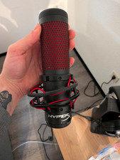 HyperX USB Computer-Mikrofon freistehend mit Shockmount Halterung, Schwarz/Rot