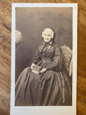 Foto Visitenkarte CDV Portrait Dame Kleid Mode 1860 Pierre Petit Paris