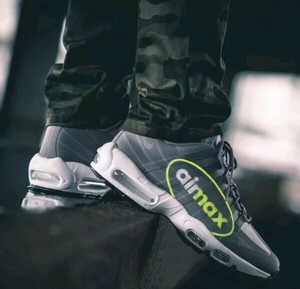 air max 95 big logo