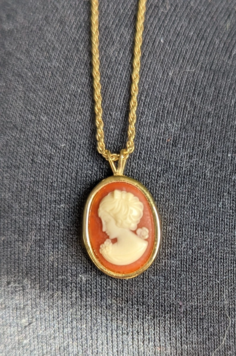 VINTAGE Signed TRIFARI Cameo OVAL Pendant STAMPED Chain 1955 1969