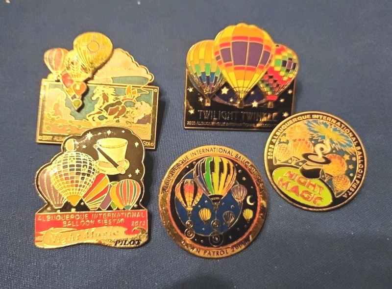  AIBF "OFFICIAL  MIXED " hot air balloon pin lot. S/H COMB!