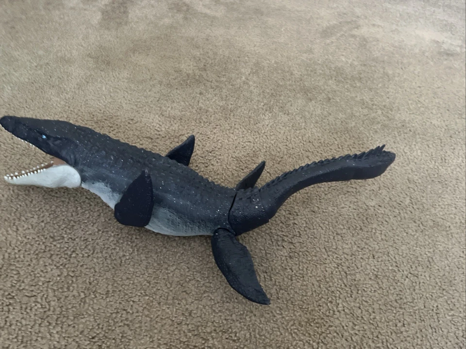 Jurassic World Fallen Kingdom Real Feel 28" Mosasaurus Dino Figure by Mattel - Image 3 of 4