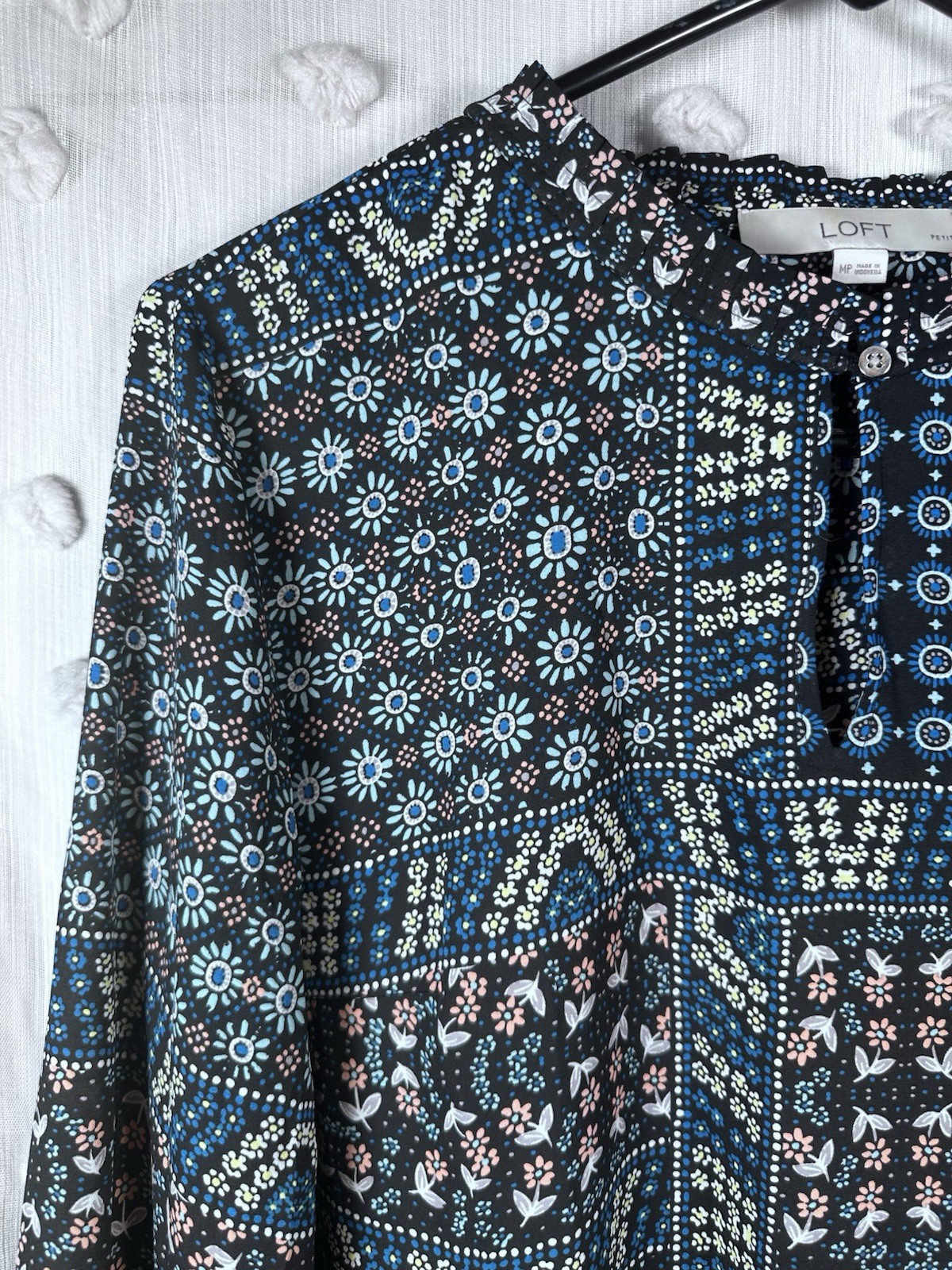 LOFT Women’s Multicolor Floral Patchwork Blouse S… - image 4