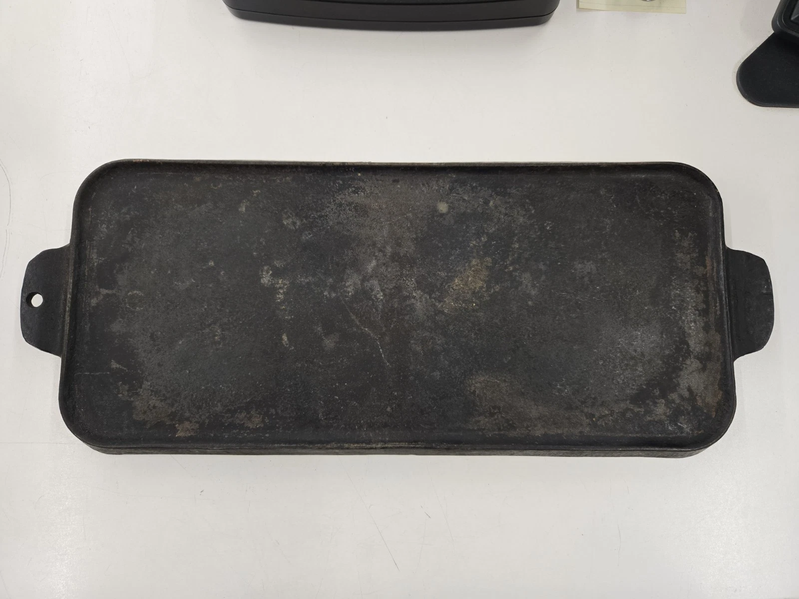 Vintage Griswold Cast Iron #7 Griddle. Erie 744 Stamp & Logo On Back Side