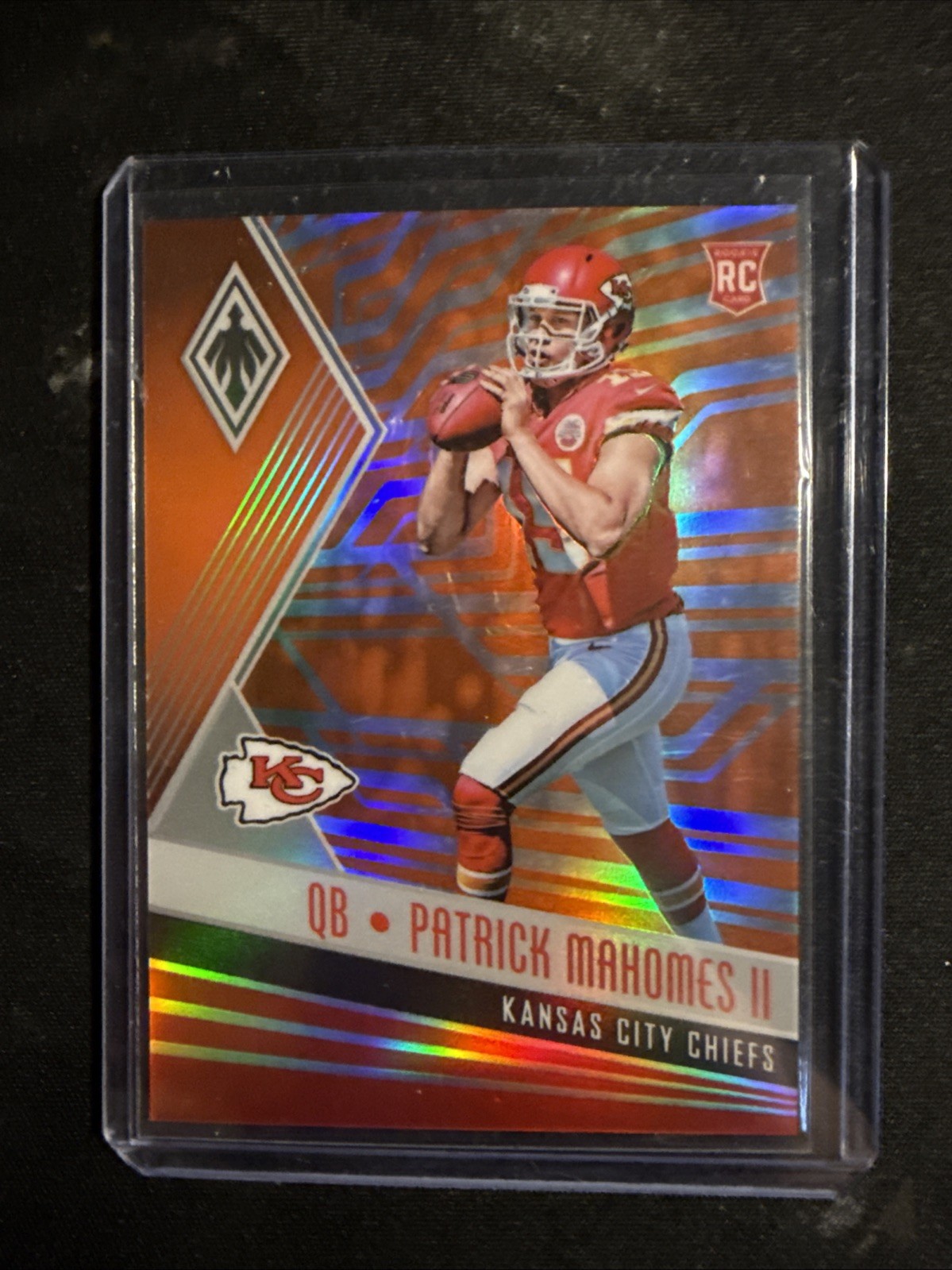 2017 Panini Phoenix - Rookies Patrick Mahomes II #104 Orange /99 (RC)