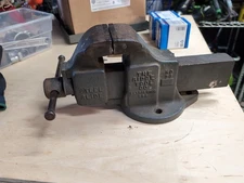 Vintage Ridge Tool Co Simplex No. 33 Bench Vise Swivel Base 3.5" Jaws 37lbs