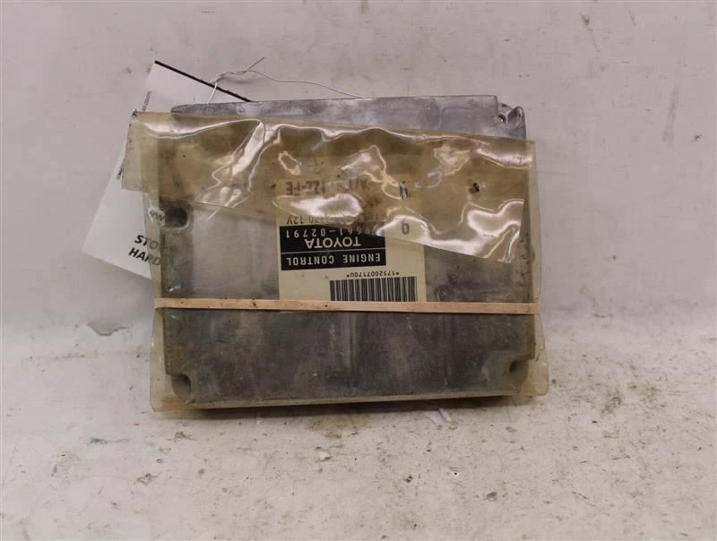 ORDENADOR ECU ECM TOYOTA COROLLA PRIZM 01 02 AUTOMÁTICO 3 VELOCIDADES 8966102791 971162 Foto 2 de 2