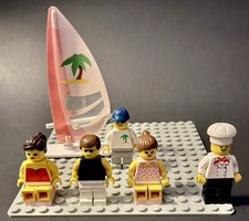 LEGO VTG Minifigures  Sand Dollar Café 6411 Figures & Parasail Very Good Cond.