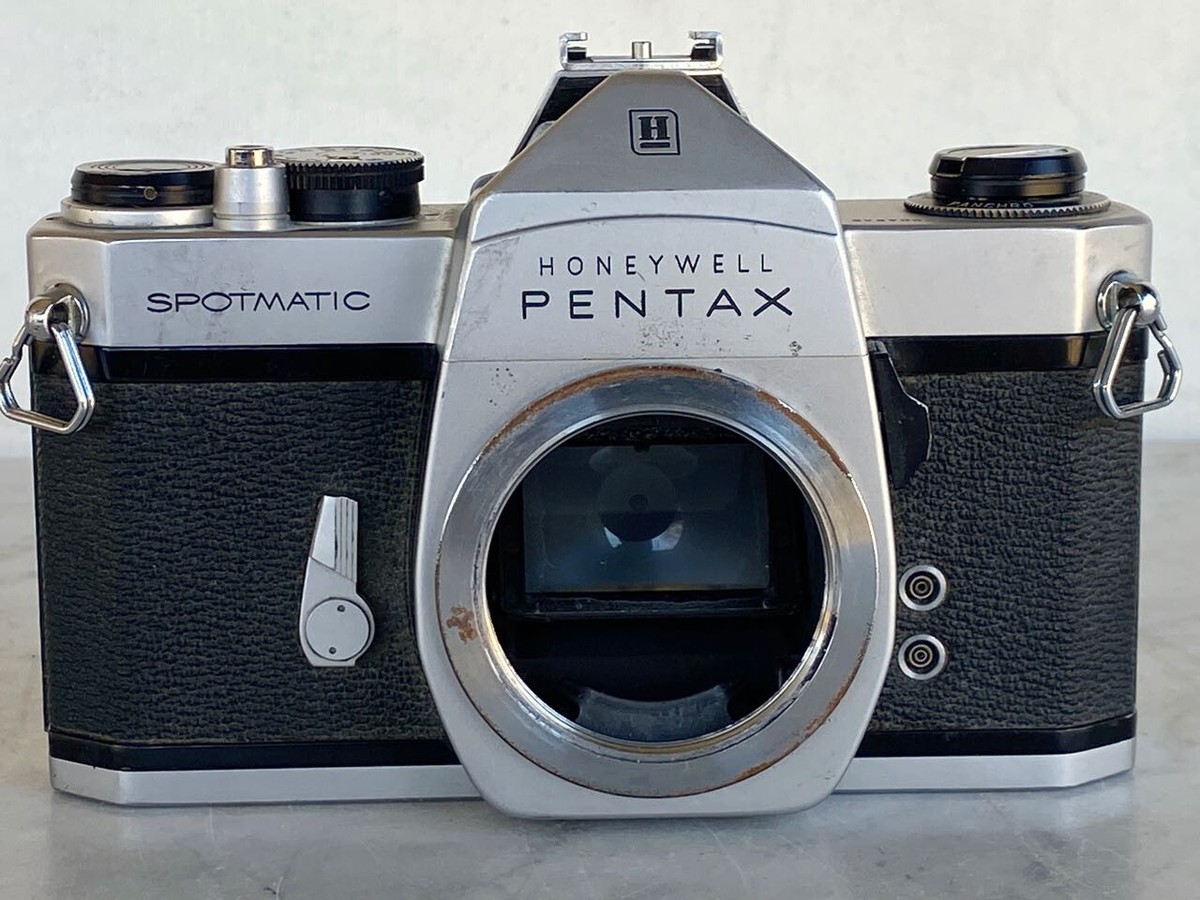 Pentax SPOTMATIC一眼レフSMC TAKUMAR　50ｍｍF1.4 Tested Working Asahi Pentax Spotmatic Film Camera + SMC