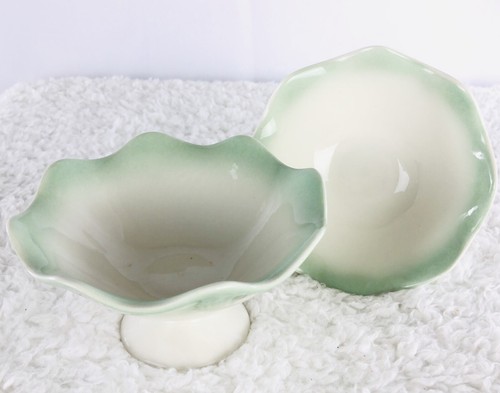 Juego de 2 cuencos de helado vintage Tachikichi festoneados blanco verde - Imagen 1 de 5