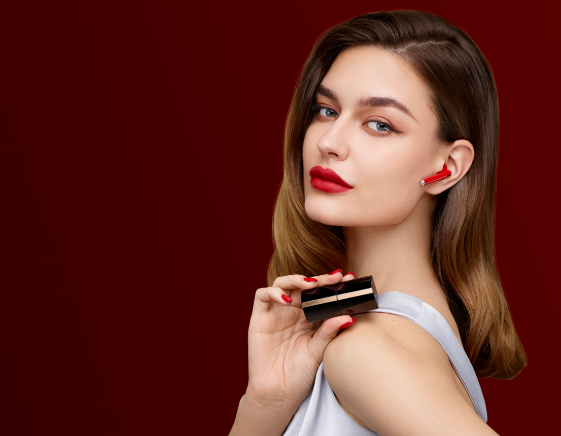 ファーウェイHuawei FreeBuds Lipstick 赤 ASCII.jp：リップスティック型の完全ワイヤレスイヤホン「HUAWEI