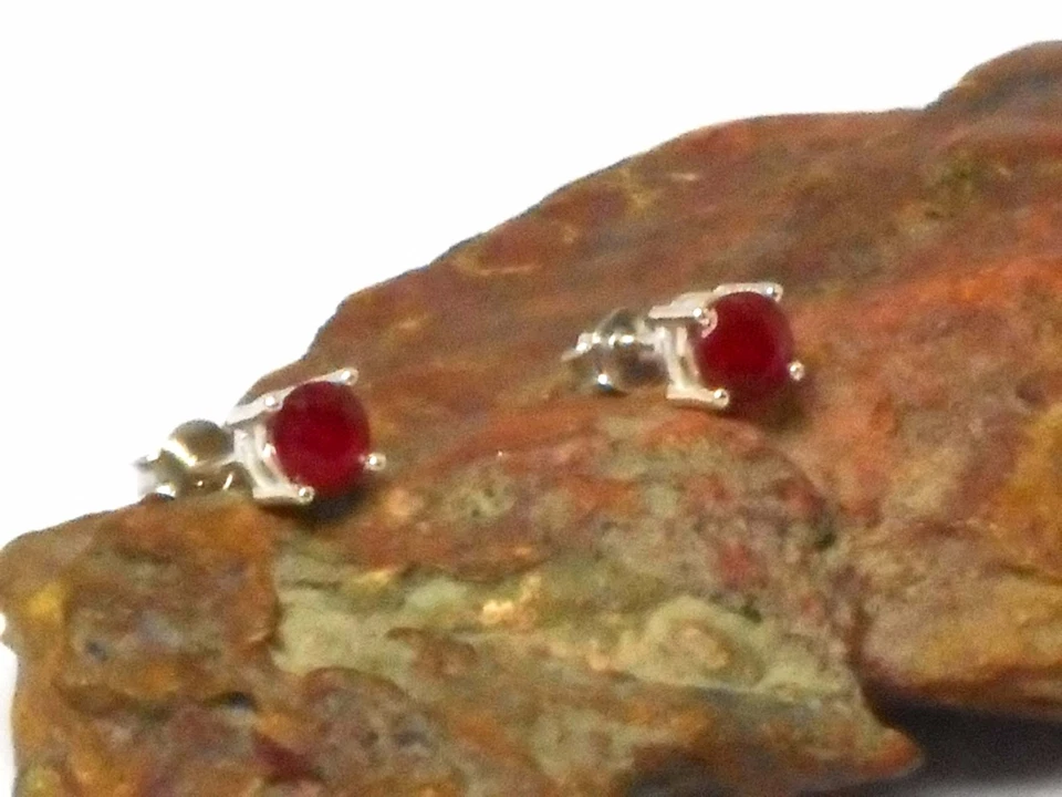Round Pink RUBY Sterling Silver 925 Gemstone Stud Earrings - 5 mm - Image 3 of 4