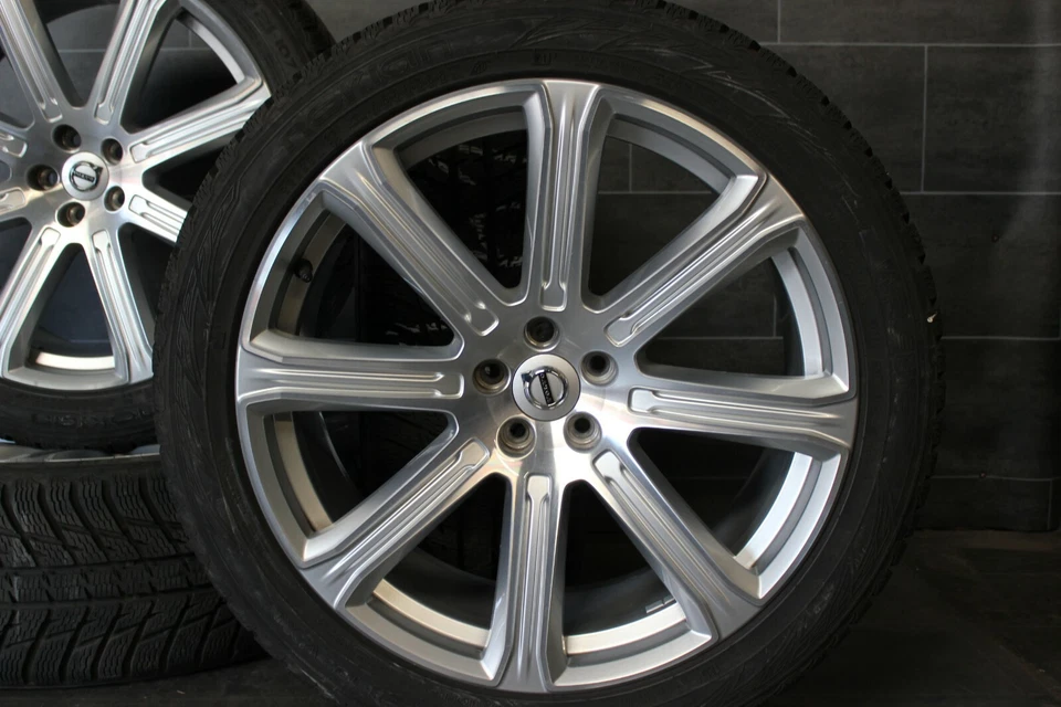 Original Volvo XC90 II Alufelgen 21 Zoll NEU Winterräder 275 40 r21 107V - Bild 2 von 4