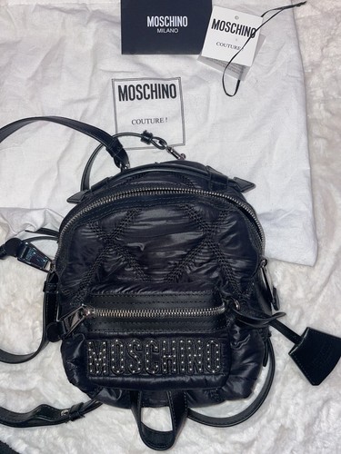 Moschino gestepptes Nylon geschwollenes Logo Mini-Rucksack schwarz Nieten Jeremy Scott selten