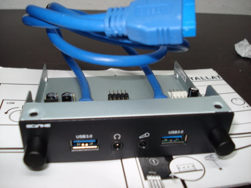 KST02-3.5 Scythe Kaze Station II 3.5" Panel multifunción - Negro Foto 2 de 4