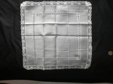 LOVELY VINTAGE WHITE LACE EDGED SWISS WEDDING HANKY K