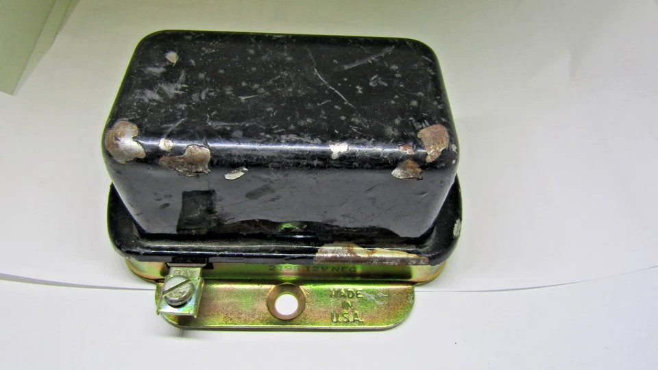Voltage Regulator Standard VR-15 - Image 2 of 3