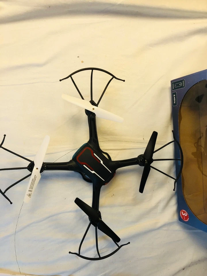 Quadrocopter mit 2MP/ FullHD Video-Kamera (fernsteuerbar) - Bild 3 von 4