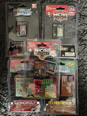 World s Smallest and Micro Figures 5 Packs