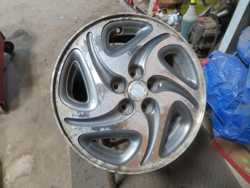 Wheel 15x6 Aluminum 5 Spoke Fits 95-98 STRATUS 208835 - Image 2 of 4