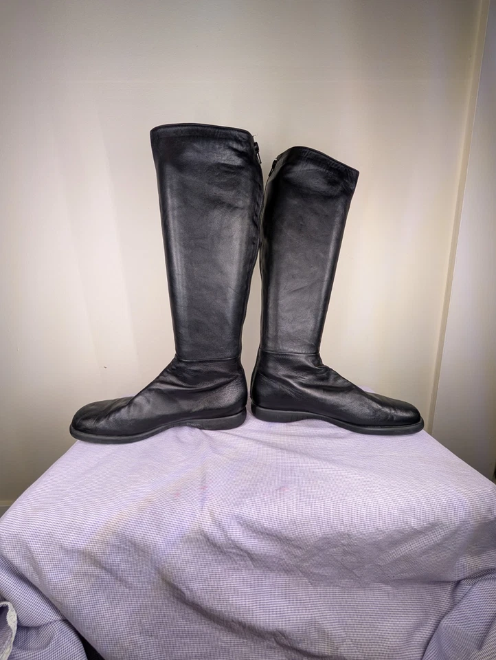 Stuart Weitzman 10B Black Leather Knee High Riding Boots | Made in Spain - Image 2 of 4