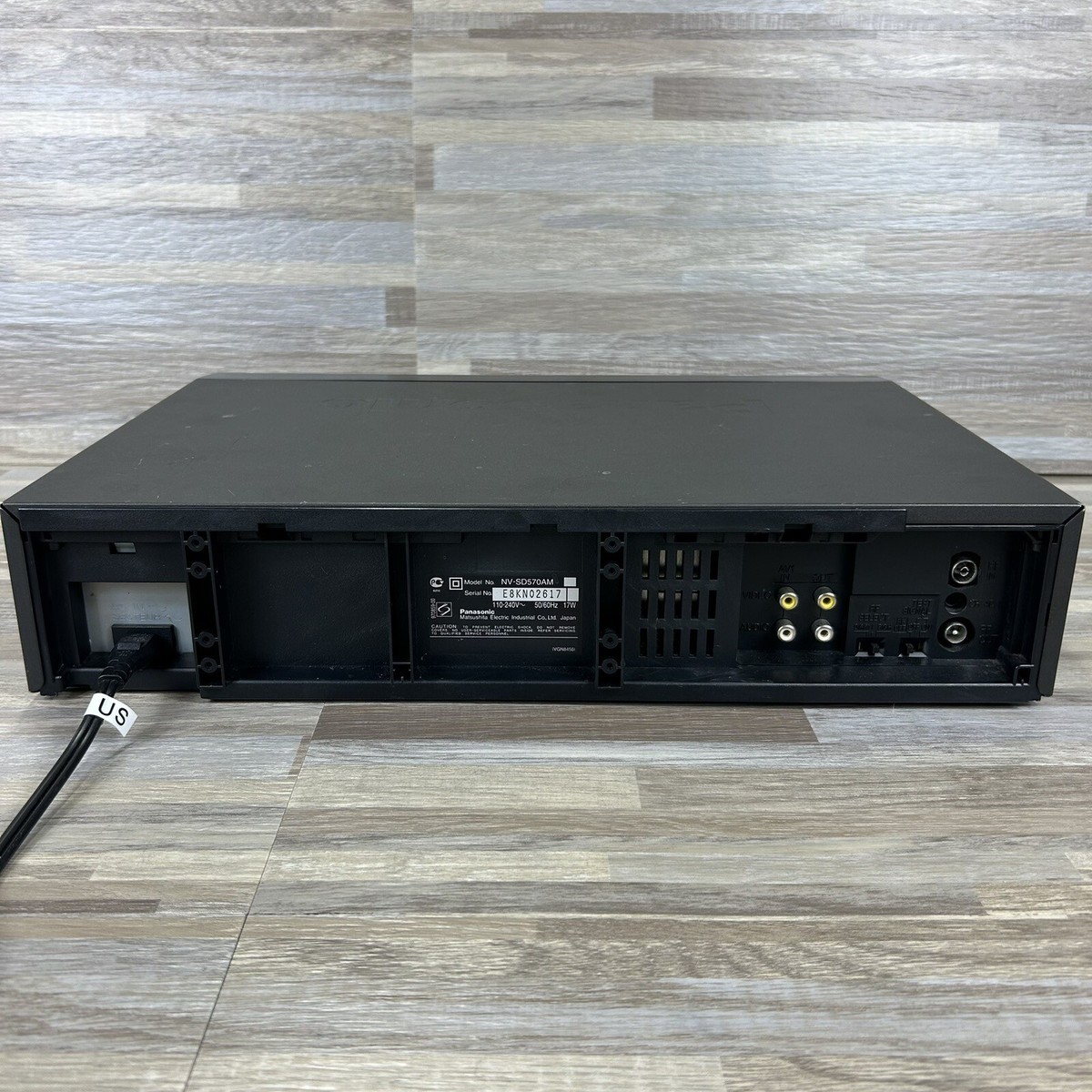 Panasonic NV-SD570 Super Drive VCR VHS Multi-System - PAL MESECAM