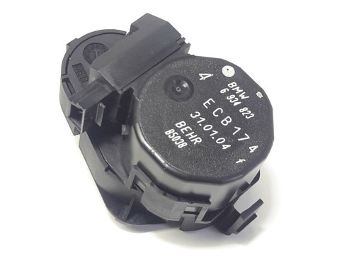 BMW X3 (E83) 2004 Stellmotor Heizung Klima 6934823 Benzin 170kW GUST20953