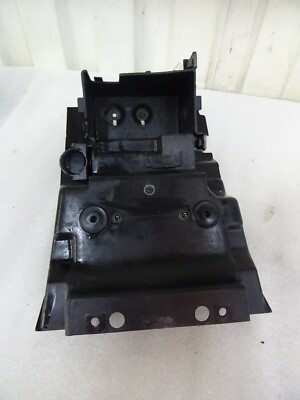 Cache Carénage Central (pour Batterie) Kawasaki ZXR 750 L6 – Occasion, Bon état