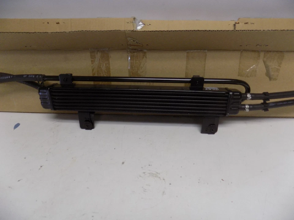 Nuevo enfriador de aceite de dirección asistida Ford Focus Cougar 1988-2012 OEM 2-5L autotrans Foto 2 de 3