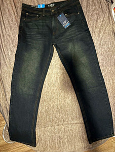 IZOD Men's Classic Fit Straight Leg Stretch Denim Jeans Blue 5-Pocket Button