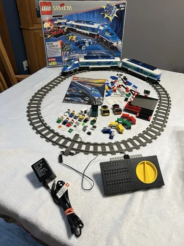 Vintage Lego 9V Railway Express 4561 Passenger & Cargo Train Set w/ Box