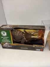 Jurassic World Triceratops Dinosaur Toy, Habitat Defender Figure 14" Damaged box