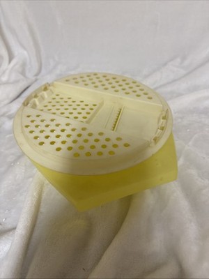 VINTAGE TUPPERWARE YELLOW GRATER BOWL SET 786-2  727-3  230-19 SLICE SHRED GRATE