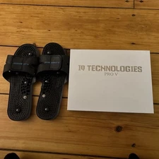 IQ Technologies Pro V Massager Muscle Pain Stress Relief & Slippers