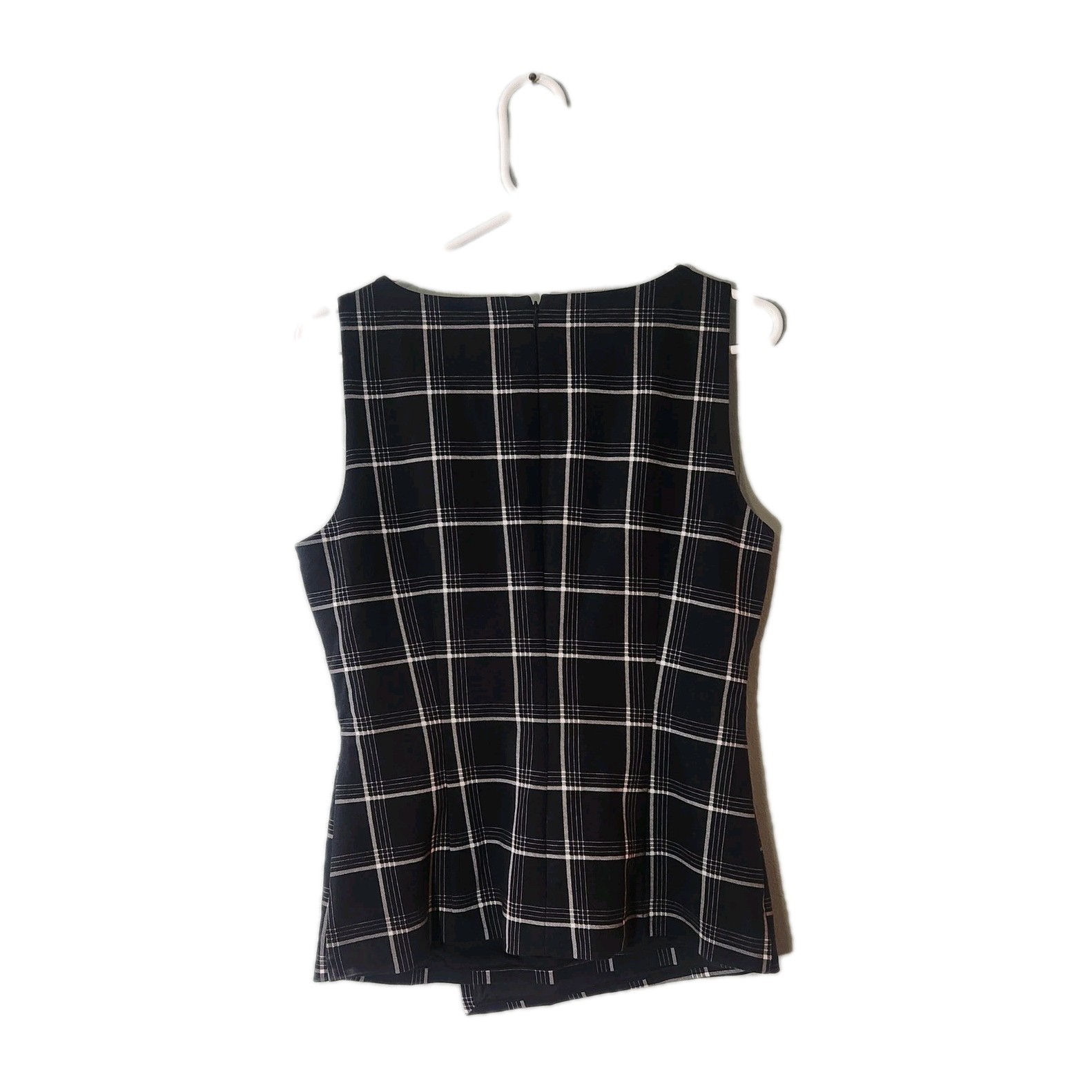 White House Black Market Vest Black White Plaid Womens 4 Asymmetrical Hem