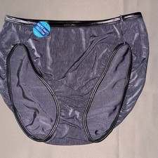 NWT Vanity Fair ILLUMINATION Nylon Hi-Cut panties size 7