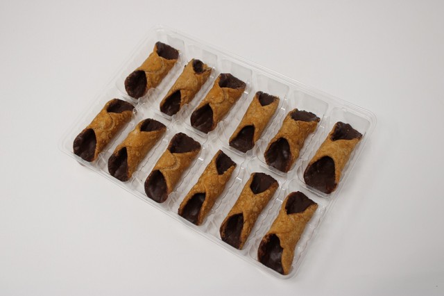 Chocolate-Dipped Cannoli Shells
