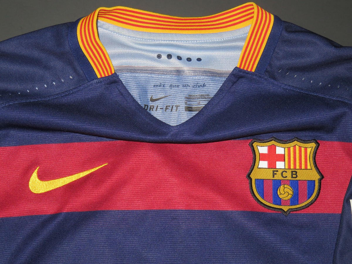2015-2016 Nike Authentic FC Barcelona Match Home Jersey Shirt Kit